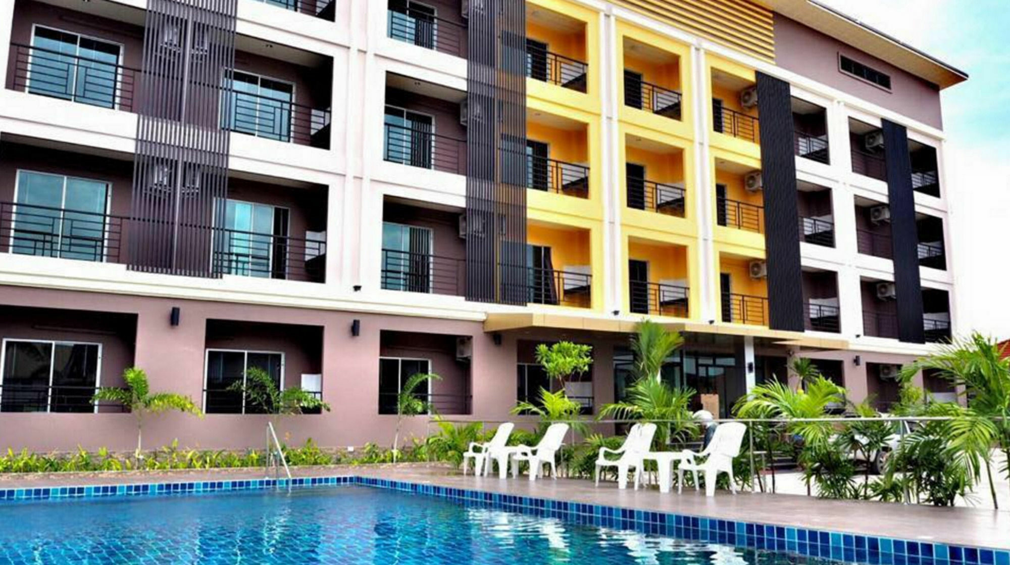 B Space Residence Nong Prue Exterior foto